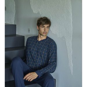 Elegante pigiama lungo serafino con bordi