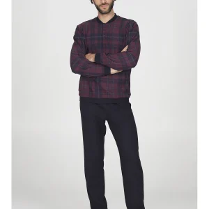 Pigiama serafino, in confortevole jacquard scozzese bordeaux